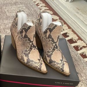 COPY - Snake embossed